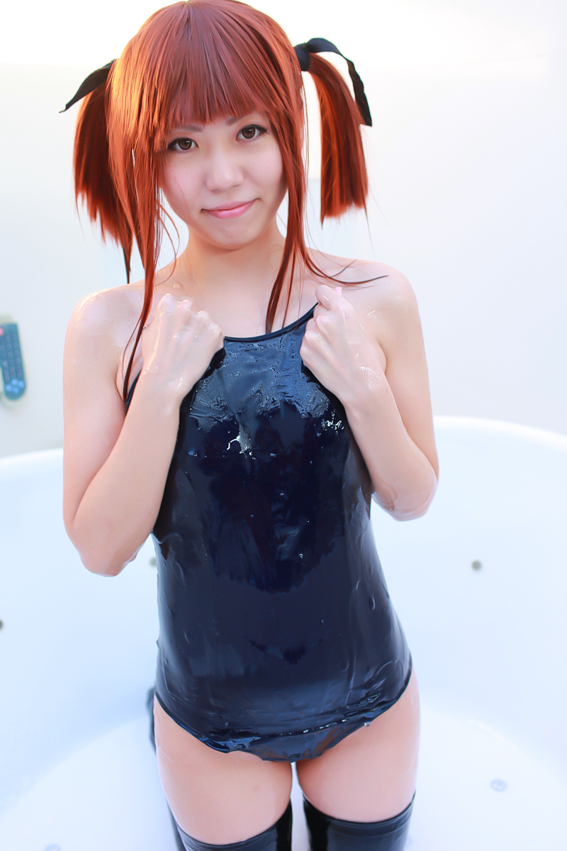 [Cosplay] Hot Maho Shojo Lyrical Nanoha 女优制服